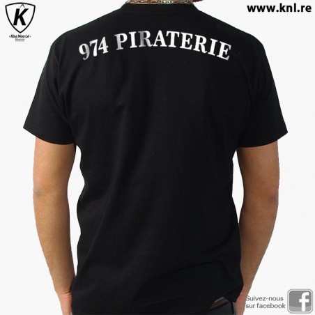 974 Piraterie homme noir