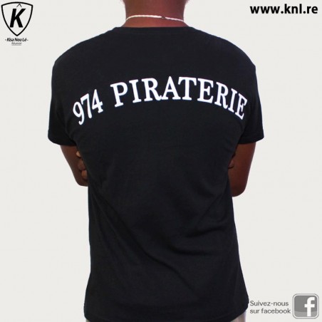 974 Piraterie homme noir