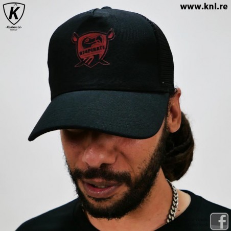 Casquette 974 Pirate noir et rouge